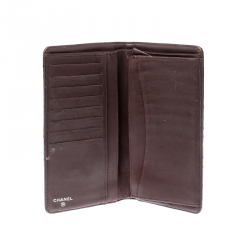 Pre Owned Chanel Black Quilted Leather CC Bifold Long Wallet