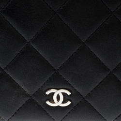 Pre Owned Chanel Black Quilted Leather CC Bifold Long Wallet