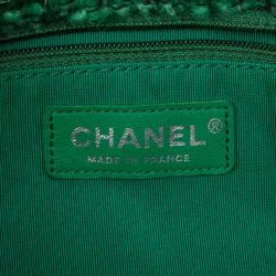 Pre Owned Chanel Green Easy Tweed Medium Flap