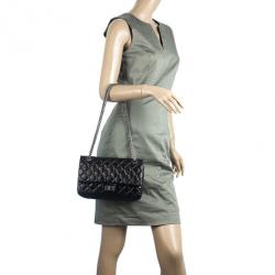 مملوكة مسبقًا Chanel Black Glazed 2.55 Reissue Size 226 Bag