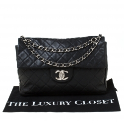 Pre Owned Chanel Black Quilted Caviar Leather Maxi Classic Single Flap Bag