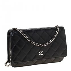 مملوكة مسبقًا حقيبة شانيل WOC جلد أسود