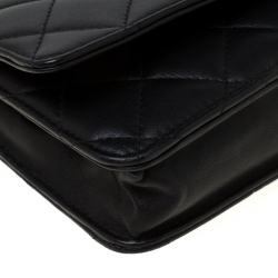 مملوكة مسبقًا حقيبة شانيل WOC جلد أسود