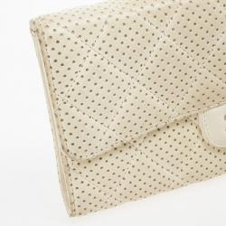 مملوكة مسبقًا Chanel White Perforated Leather Continental Wallet
