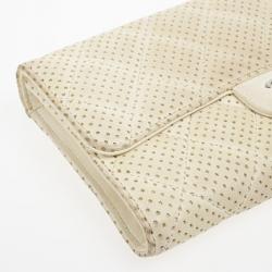مملوكة مسبقًا Chanel White Perforated Leather Continental Wallet