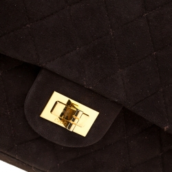 مملوكة مسبقًا Chanel Brown Quilted Suede Reissue 2.55 Classic 225 Flap Bag   