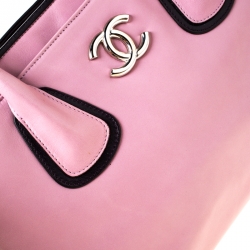 Pre Owned حقيبة يد شانيل شوبر سيرف جلد وردية