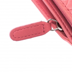 Pre Owned محفظة شانيل CC جلد كاميليا وردي