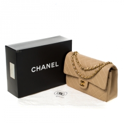 مملوكة مسبقًا Chanel Beige Quilted Leather Medium Classic Double Flap Bag