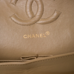 مملوكة مسبقًا Chanel Beige Quilted Leather Medium Classic Double Flap Bag