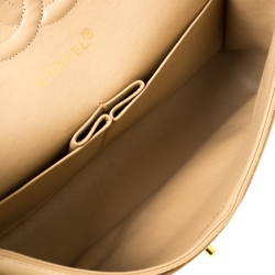 مملوكة مسبقًا Chanel Beige Quilted Leather Medium Classic Double Flap Bag