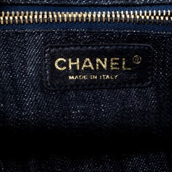 مملوكة مسبقًا Chanel Dark Blue Denim Tote