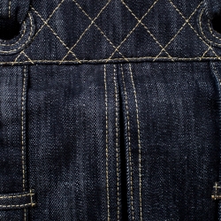 مملوكة مسبقًا Chanel Dark Blue Denim Tote