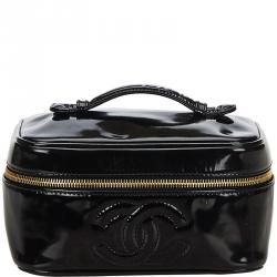 Pre Owned Chanel Black Patent Leather CC Vanity Bag
