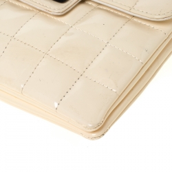 Pre Owned Chanel Cream Chocolate Bar Quilted Patent Leather Keyboard Flap Bag