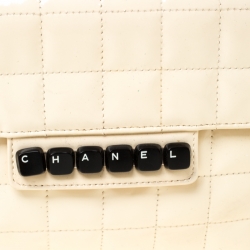 Pre Owned Chanel Cream Chocolate Bar Quilted Patent Leather Keyboard Flap Bag
