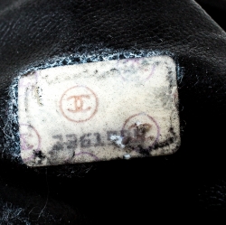 مملوكة مسبقًا حقيبة كتف شانيل CC جلد كافيار أسود