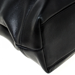 مملوكة مسبقًا حقيبة كتف شانيل CC جلد كافيار أسود