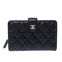 Chanel Black Quilted Leather CC BiFold Wallet Chanel