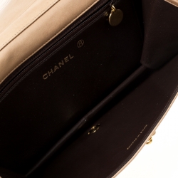Pre Owned Chanel Beige Quilted Leather Vintage Flap Bag