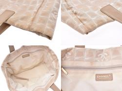 مملوكة مسبقًا Chanel Beige Nylon New Travel Line Tote MM Bag