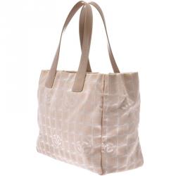 مملوكة مسبقًا Chanel Beige Nylon New Travel Line Tote MM Bag