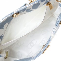 Pre Owned Chanel Blue/White CC Floral Print Canvas Chain Tote 