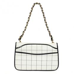 Pre Owned Chanel Leather Square Quilt Flap Bag