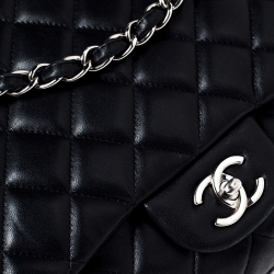 Pre Owned Chanel Black Quilted Leather Maxi Classic Single Flap Bag