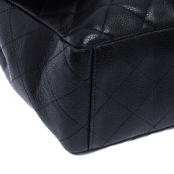 مملوكة مسبقًا Chanel Black Quilted Caviar Leather Maxi Classic Single Flap Bag
