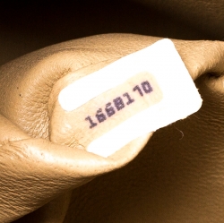 مملوكة مسبقًا Chanel Beige Quilted Leather Medium Classic Single Flap Bag