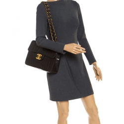 Pre Owned حقيبة شانيل قلاب مزدوج كلاسيك جامبو جلد مبطنة سوداء