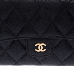 Pre Owned Chanel Black Quilted Leather Classic L Flap Wallet