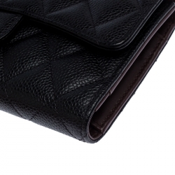 Pre Owned Chanel Black Quilted Leather Classic L Flap Wallet
