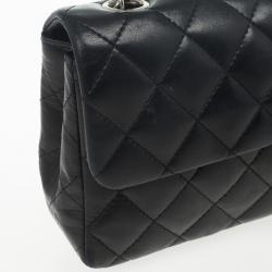 Pre Owned Chanel Black Quilted Lambskin East West Flap Bag