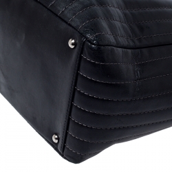 مملوكة مسبقًا حقيبة يد شانيل مادموازيل كبيرة جلد بطانة رأسية سوداء 