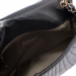 مملوكة مسبقًا Chanel Olive Green Leather Flap Shoulder Bag