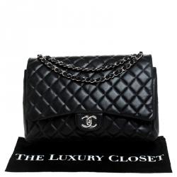 مملوكة مسبقًا Chanel Black Quilted Leather Maxi Classic Double Flap Bag