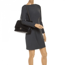 مملوكة مسبقًا Chanel Black Quilted Leather Maxi Classic Double Flap Bag