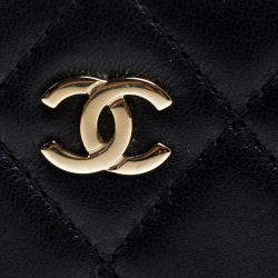 مملوكة مسبقًا محفظة شانيل CC جلد مبطن سوداء صغيرة