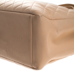 مملوكة مسبقًا حقيبة يد شانيل غراند شوبينغ جلد كافيار مبطنة سوداء