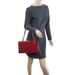 Pre Owned Chanel Red Patent Chocolate Bar Quilted Camera Bag
