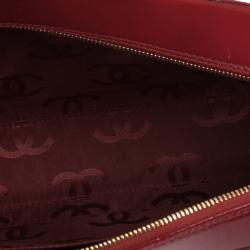 Pre Owned Chanel Red Patent Chocolate Bar Quilted Camera Bag