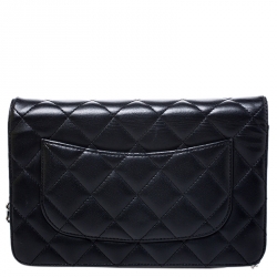 Pre Owned حقيبة كلتش شانيل WOC جلد سوداء مبطنه بسلسلة