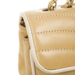 مملوكة مسبقًا Chanel Beige Leather Medium Flap Bag