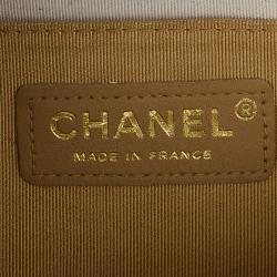مملوكة مسبقًا Chanel Beige Leather Medium Flap Bag