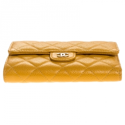 Pre Owned محفظة شانيل كلاسيك L بقلاب جلد خردلية