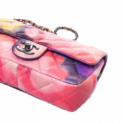 مملوكة مسبقًا حقيبة شانيل فلاور باور كلاسيك قلاب واحد صغيرة جلد مبطن متعدد الألوان
