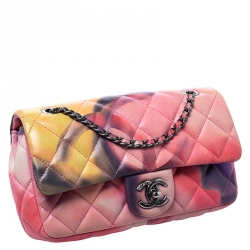 مملوكة مسبقًا حقيبة شانيل فلاور باور كلاسيك قلاب واحد صغيرة جلد مبطن متعدد الألوان