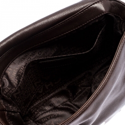 مملوكة مسبقًا حقيبة كتف شانيل قلاب CC حلقات جلد طية  بنيه